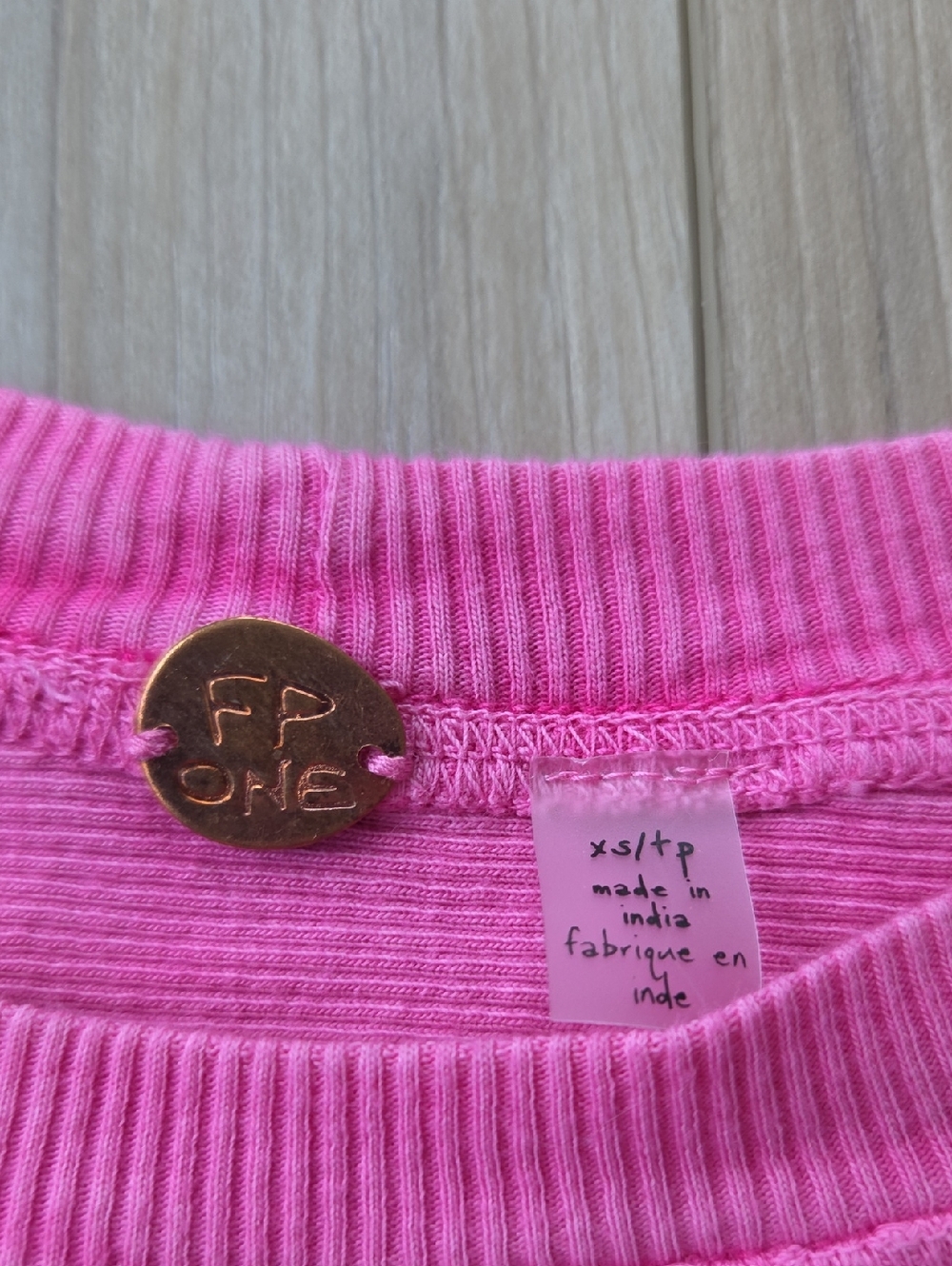 Free People One Blake Thermal Top Pink Phenom XS New - Picture 4 of 7